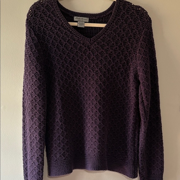 Eddie Bauer Deep Purple V-Neck Sweater Size M - Picture 1 of 4
